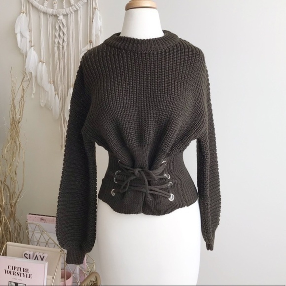 Simplee green knit sweater nwot. Boutique